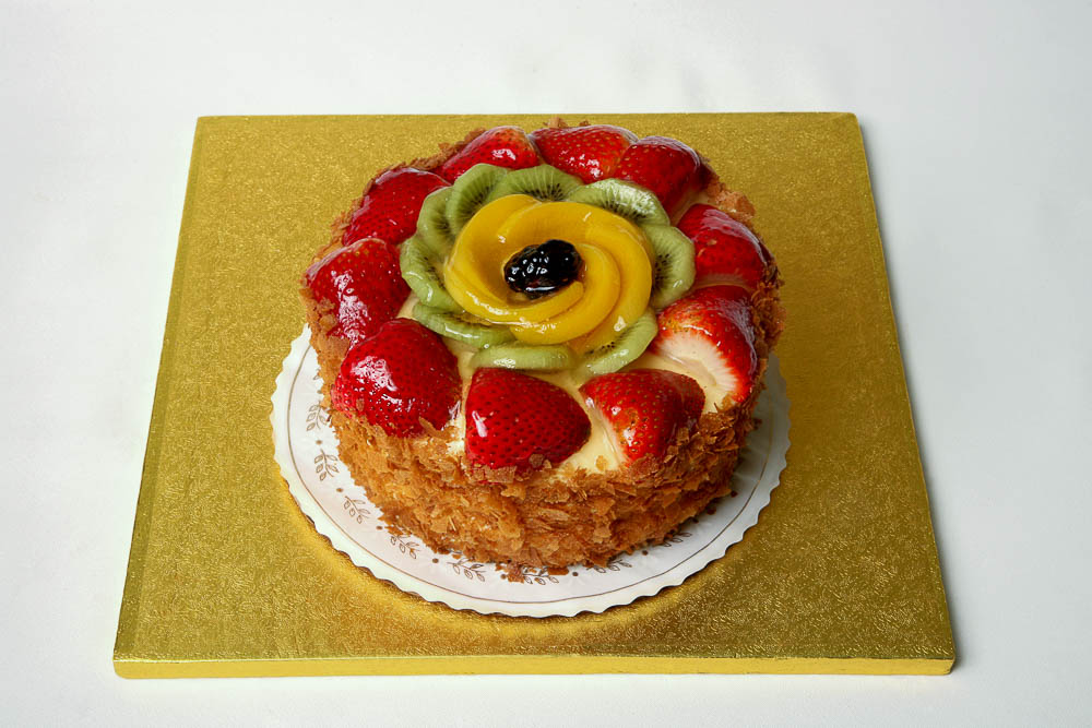 Fresh Fruit Cake_02.jpg